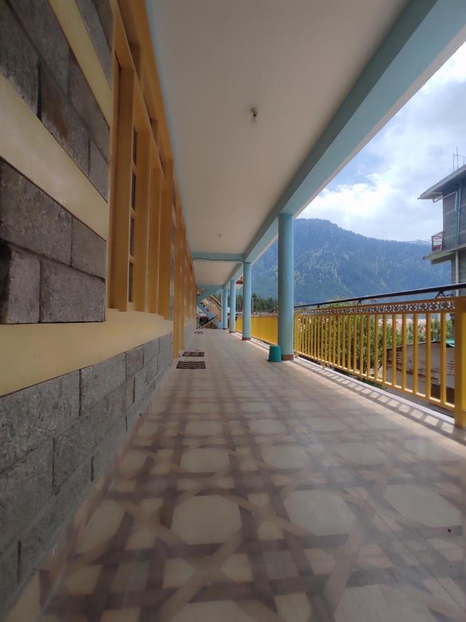 Woods Inn Mountain View Manali Exterior foto